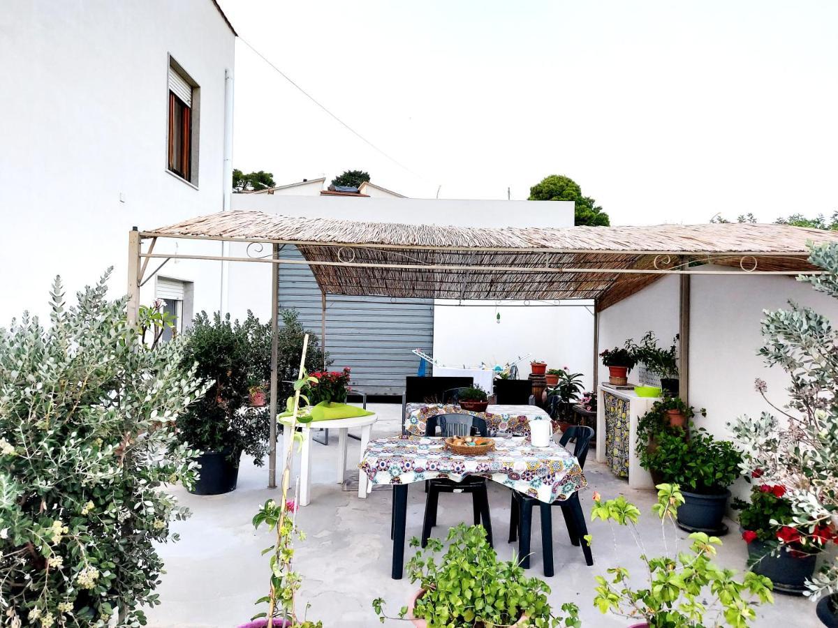 Sole E Fiori Di Sicilia Lägenhet Valderice Exteriör bild