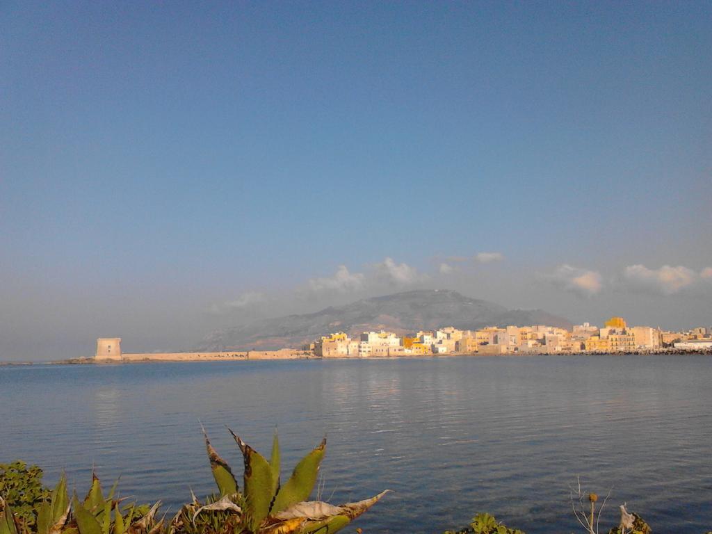 Sole E Fiori Di Sicilia Lägenhet Valderice Exteriör bild